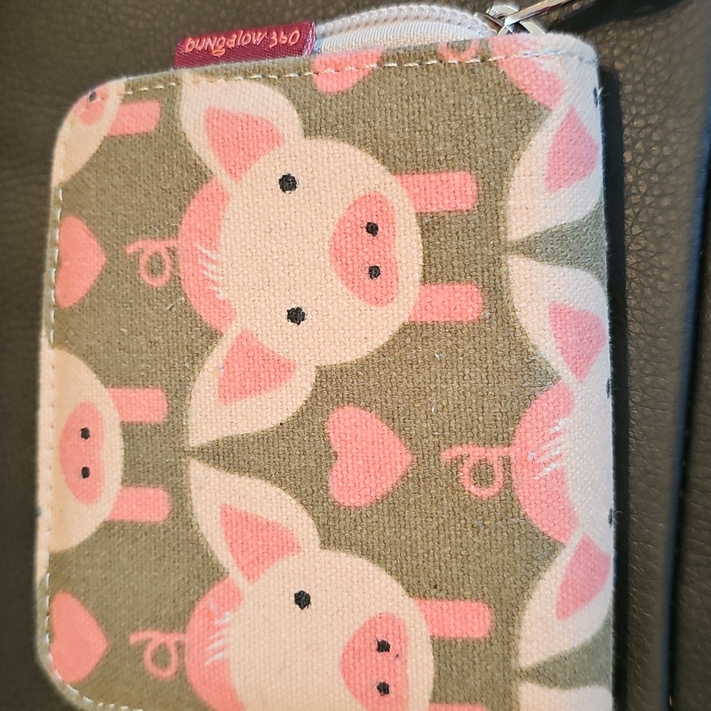 Bungalow 360 Pig Pattern Wallet